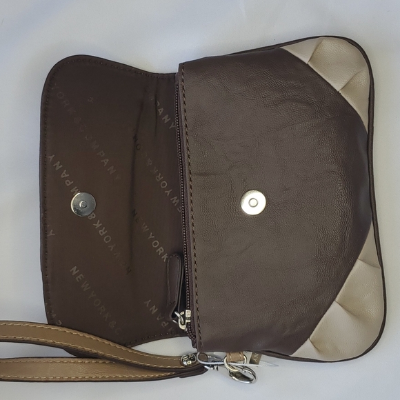 NWT NY&Co Brown Clutch - Picture 3 of 5